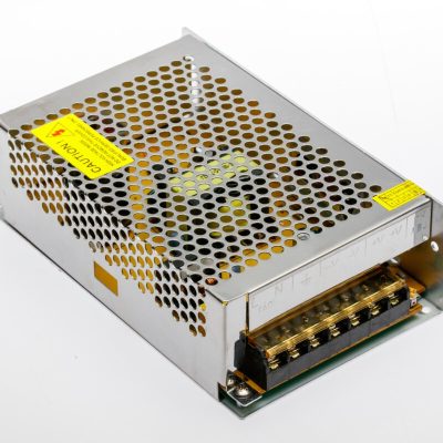 LED transformátor v: 220V-240V~50hz. výstup: 12V DC/150W. IP20