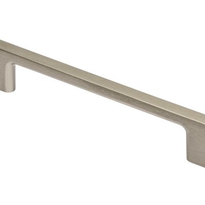 Rukoväť Zamak 819 C=128mm brúsená oceľ