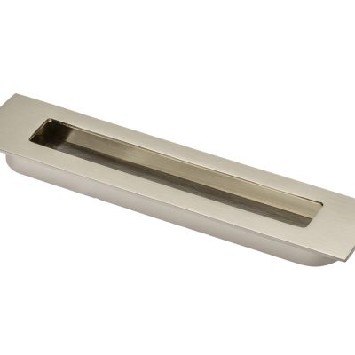 Rukoväť Zamak E6 C=128mm brúsená oceľ